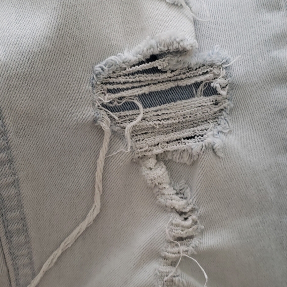 Ripped Jeans bundle 💖🙈 - Picture 5 of 10